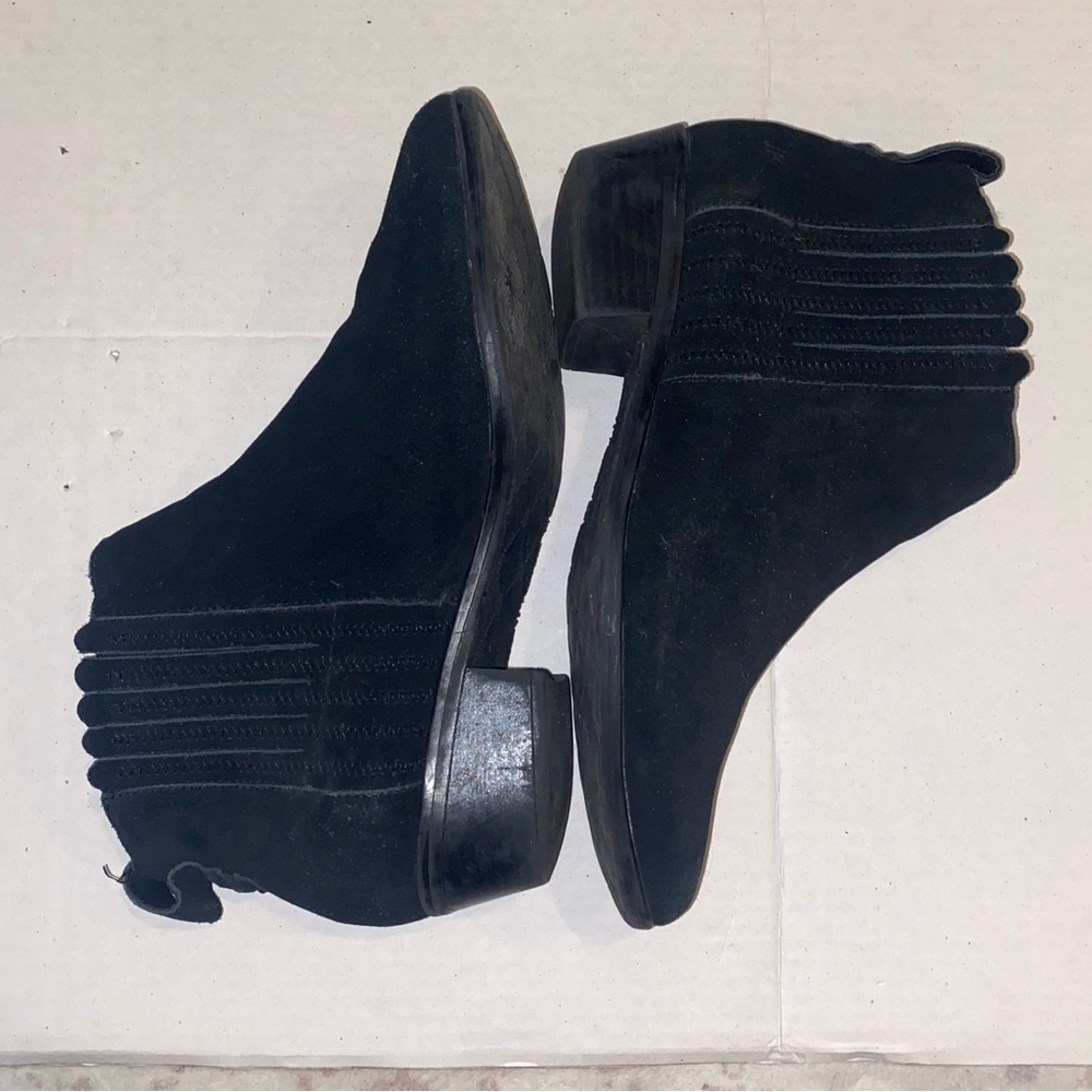 Jack Rogers Marianne Suede Boots - Picture 4 of 7